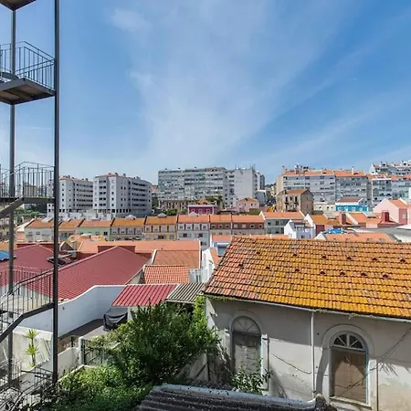 Apartment Typical 2bdr *
